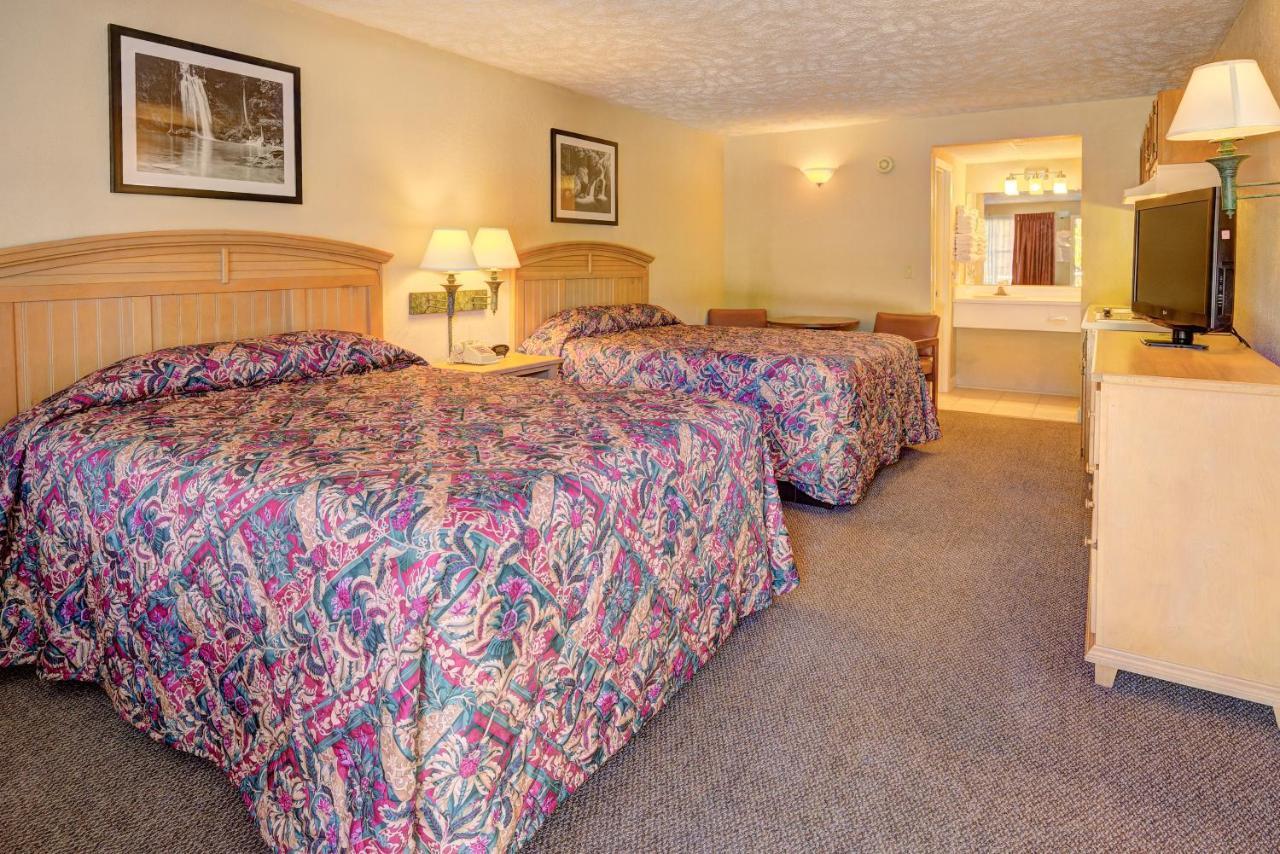 Mountain Aire Inn Sevierville - Pigeon Forge Buitenkant foto