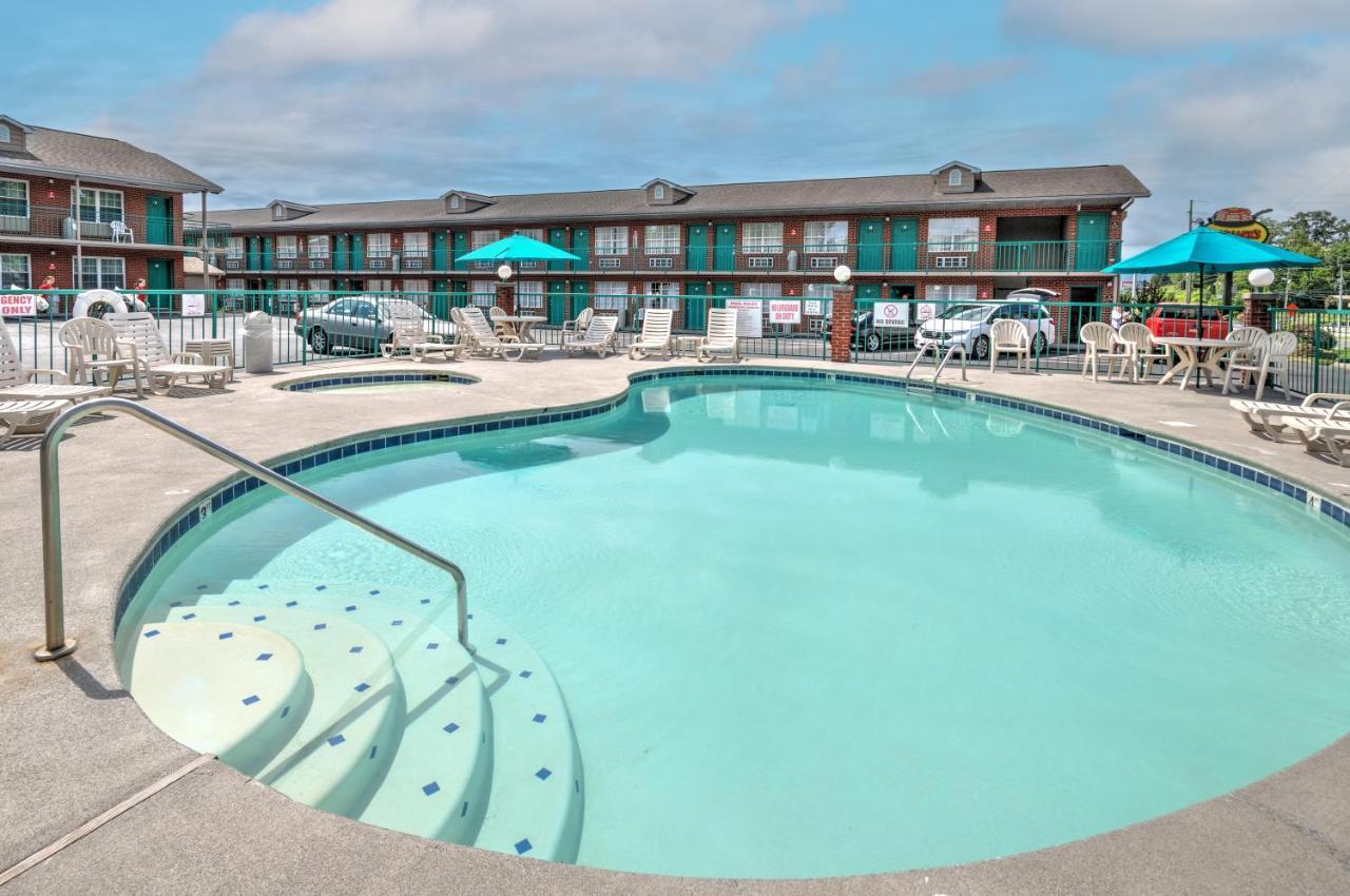 Mountain Aire Inn Sevierville - Pigeon Forge Buitenkant foto
